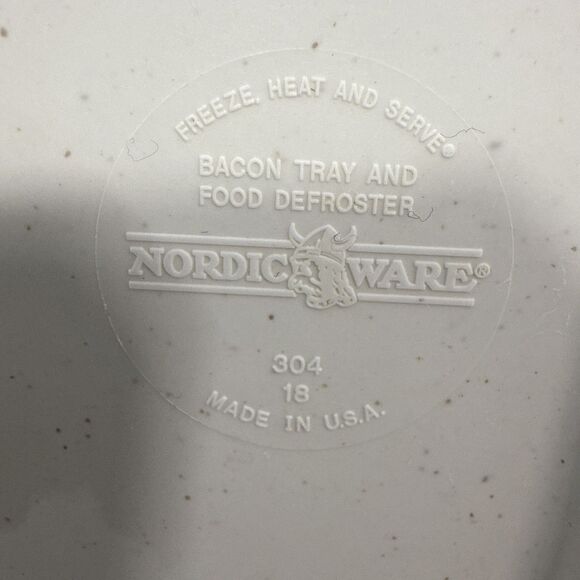 Nordic Ware Microwaveable Slanted Bacon Tray/Food Defroster Fat Slides Down Used - Picture 5 of 8